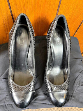 Coach Cassidy Pump Black Patterned Heels US 9.5 B